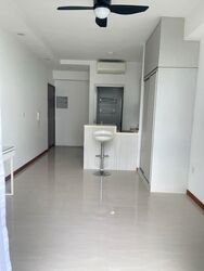 1 Canberra (D27), Condominium #574093171